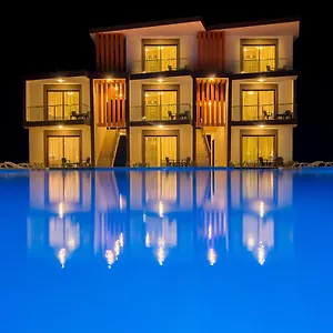 https://caribbean-diamond-boutique-hotel.comcaribbean.com